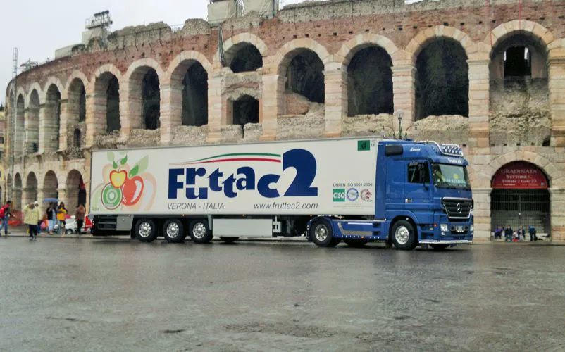 Tradizione e passione per la frutta - Immagine
